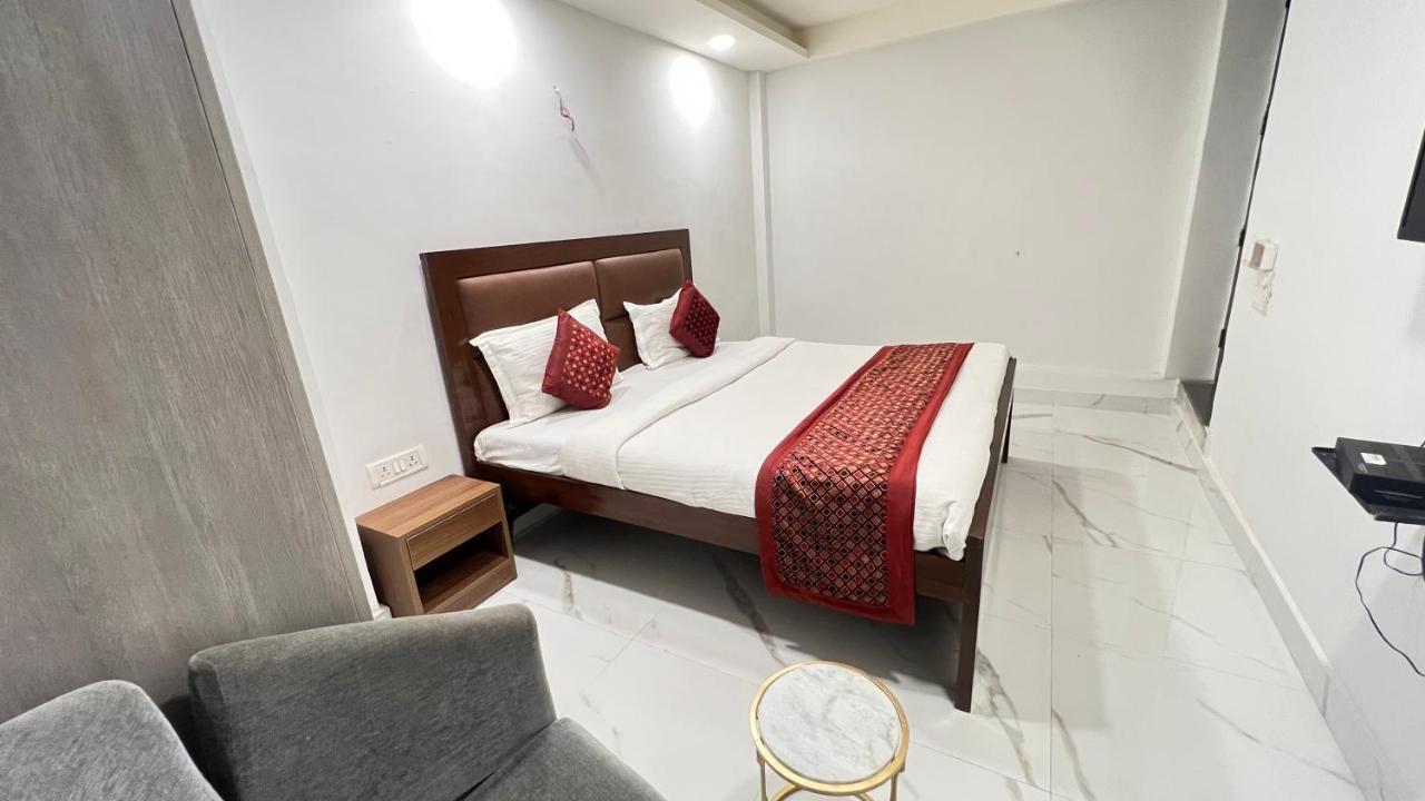 The Dream House Bed & Breakfast New Delhi Exterior photo